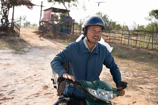 ly-hai-long-ghep-8-bai-hoc-sau-cay-trong-lat-mat-8-tgnguoinoitieng 1