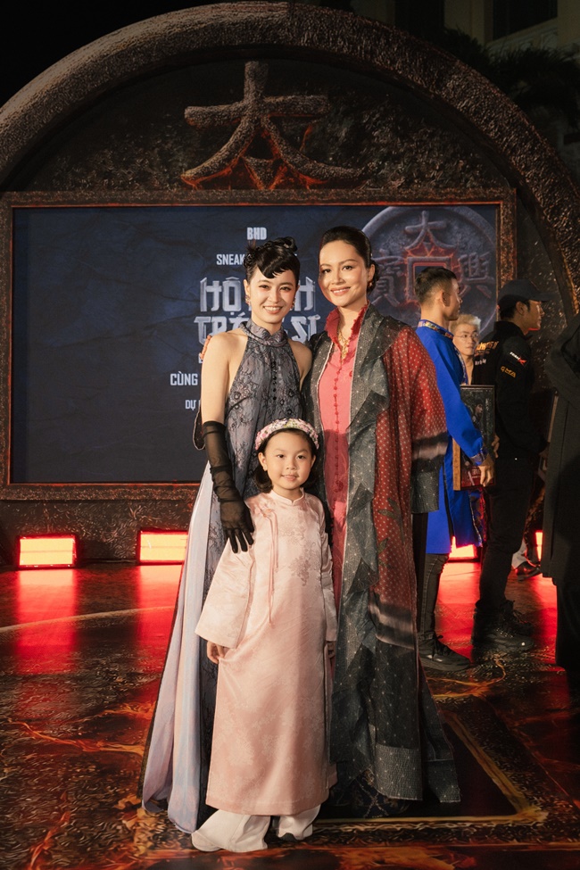 ho-linh-trang-si--bi-an-mo-vua-dinh-doan-phim-chia-se-khat-vong-cham-toi-giac-mo-dien-anh-viet 24