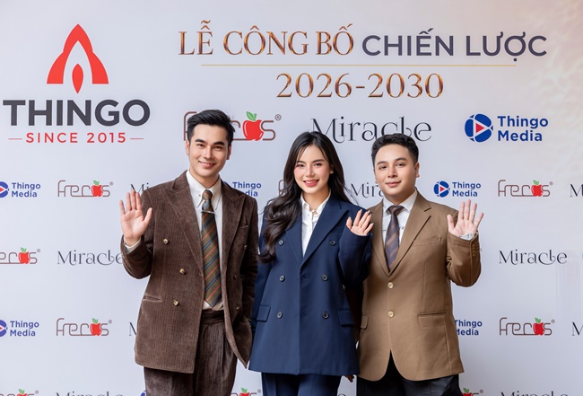 "Người đàn ông quyền lực" phía sau Hương Giang xuất hiện tại sự kiện của Thingo Group